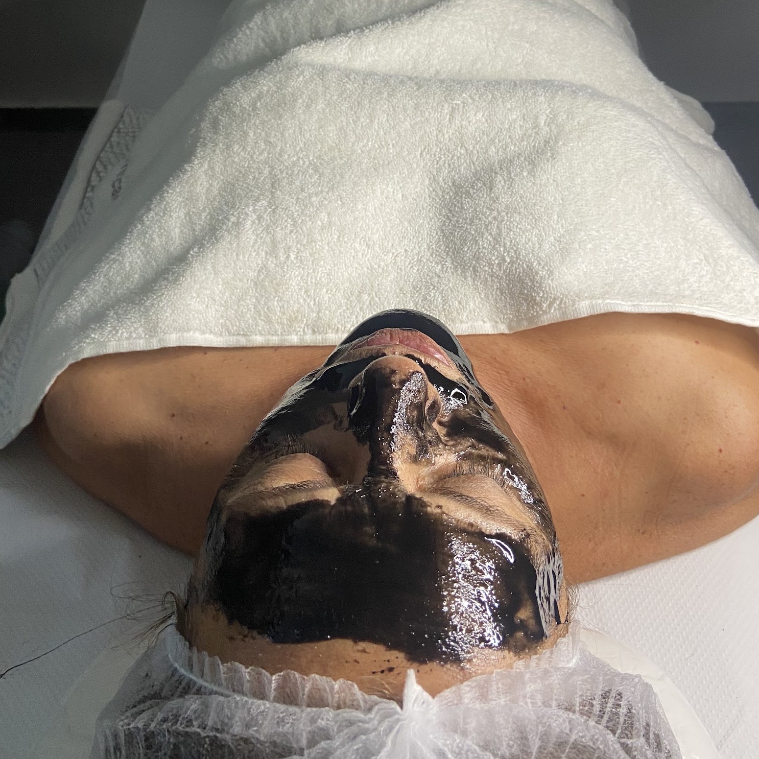 Tratamiento facial en la cabina
